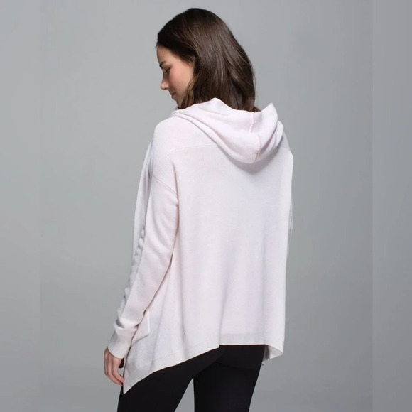 Lululemon Cabin Yogi Wrap Heathered White / Neutral Blush size 8 - Picture 11 of 11